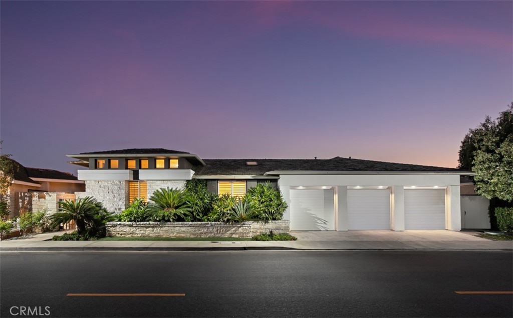 1535 Dolphin Terrace