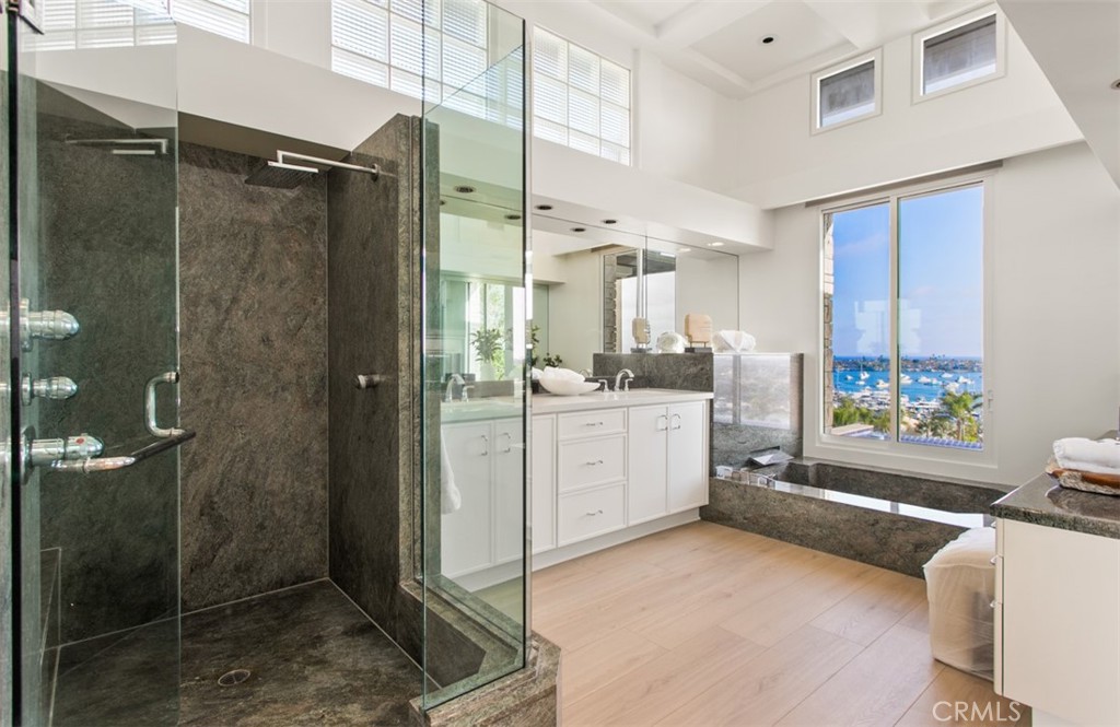 1535 Dolphin Terrace