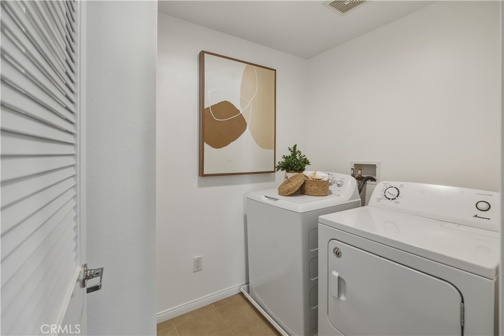 607 Rockefeller 72