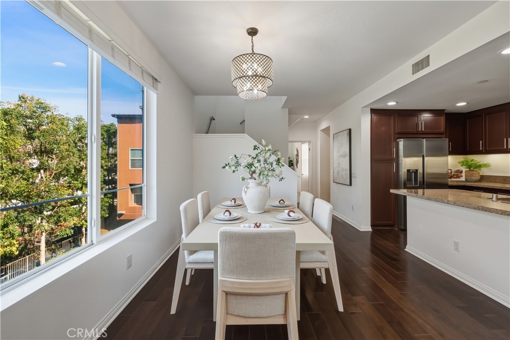607 Rockefeller 72