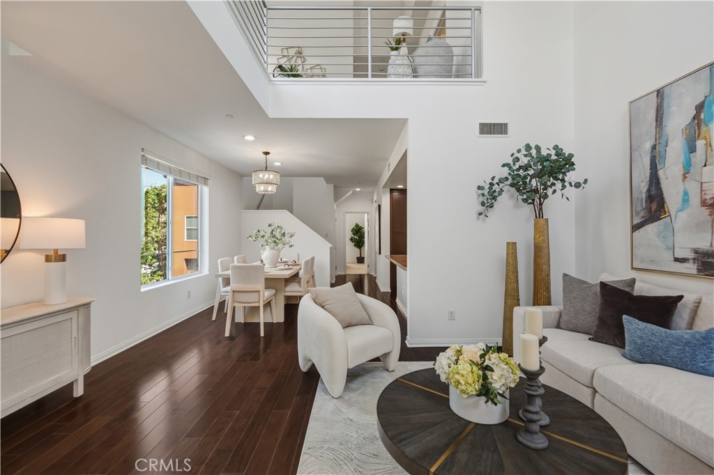 607 Rockefeller 72
