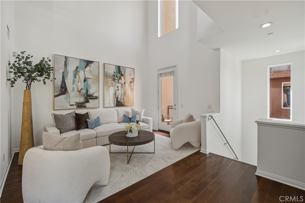 607 Rockefeller 72