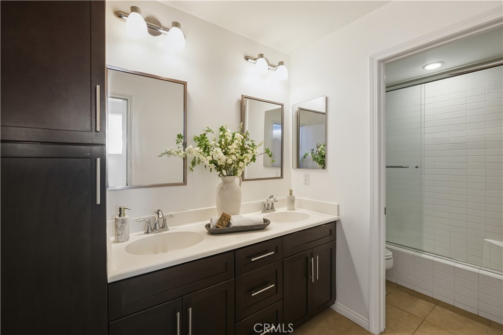 607 Rockefeller 72