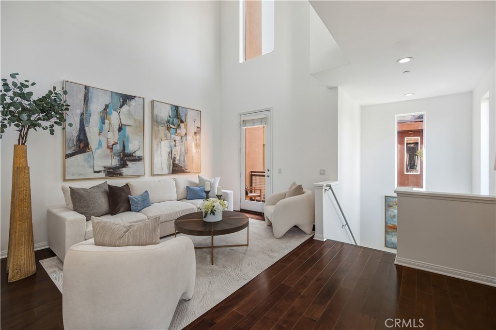 607 Rockefeller 72