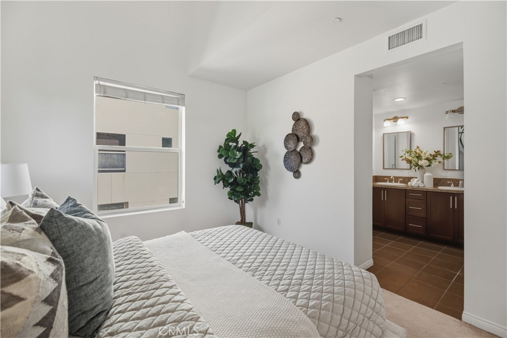 607 Rockefeller 72