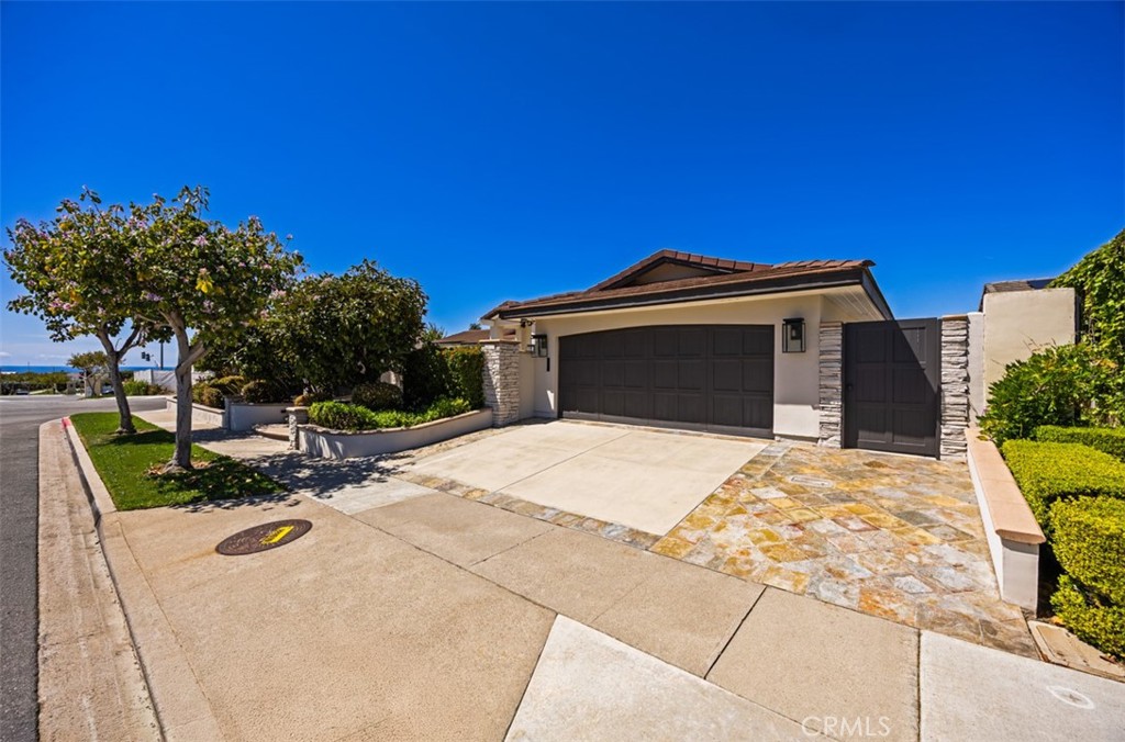 515 Cameo Highlands