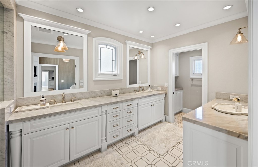 515 Cameo Highlands