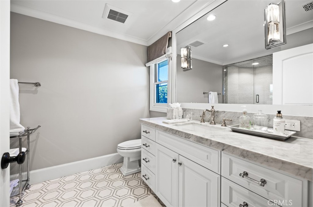 515 Cameo Highlands