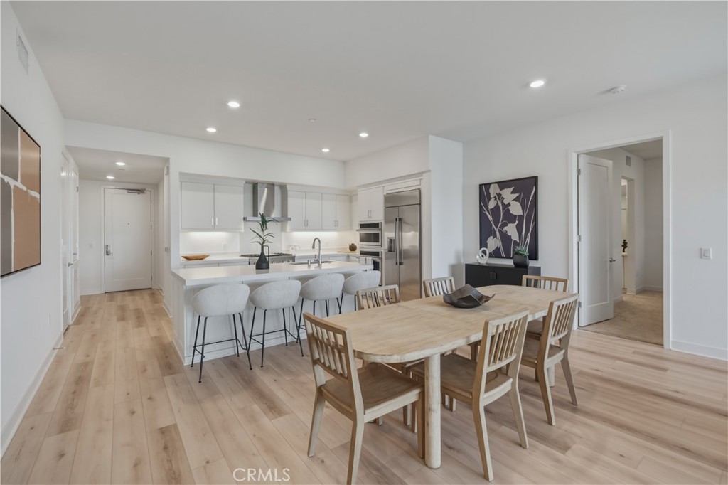 4505 Rivington