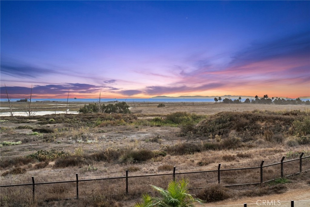 4682 Oceanridge