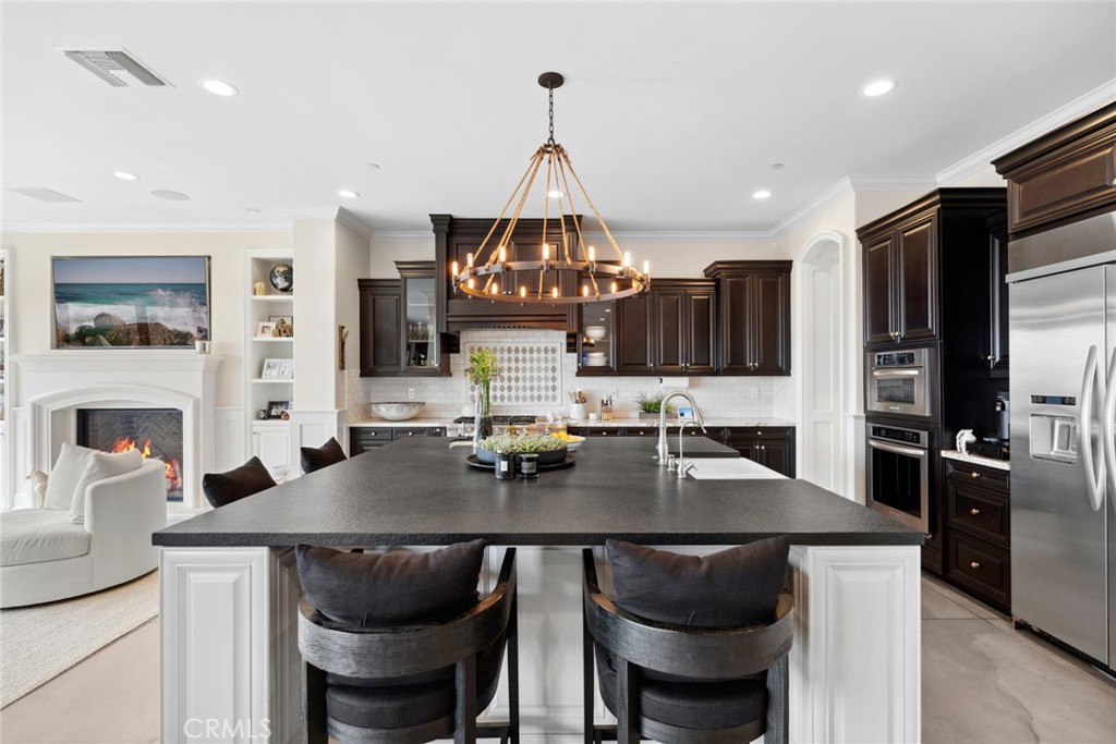 4682 Oceanridge