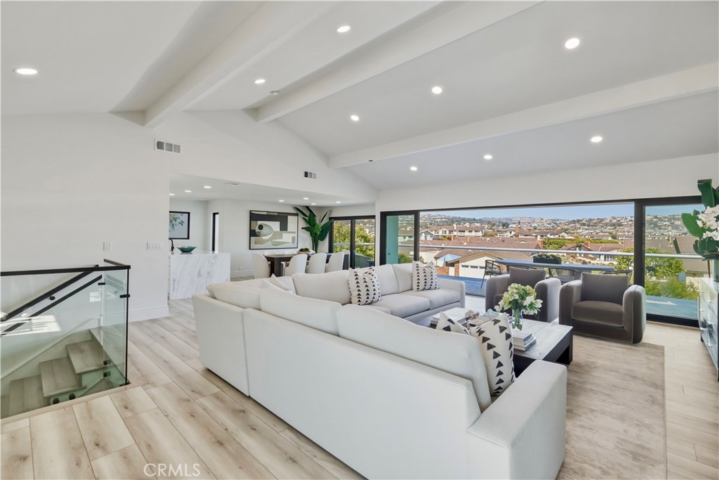137 Jasmine Creek Dr