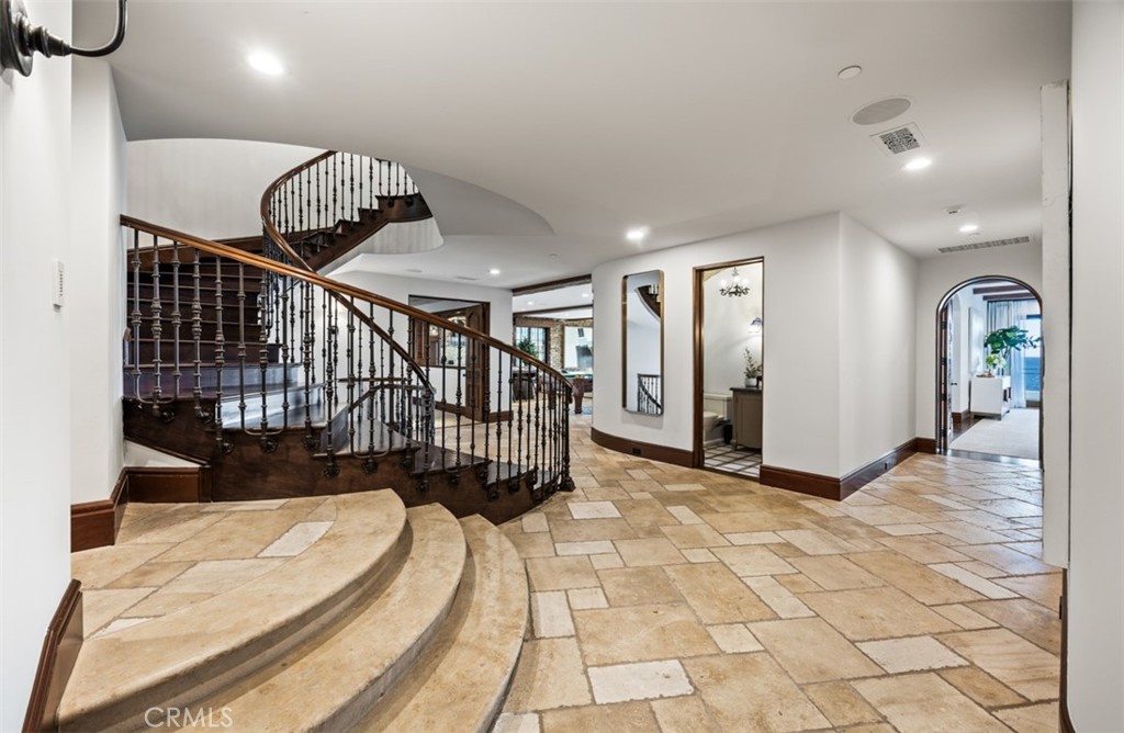 177 Shorecliff Road