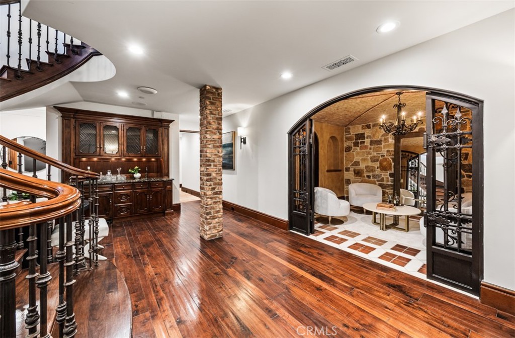 177 Shorecliff Road