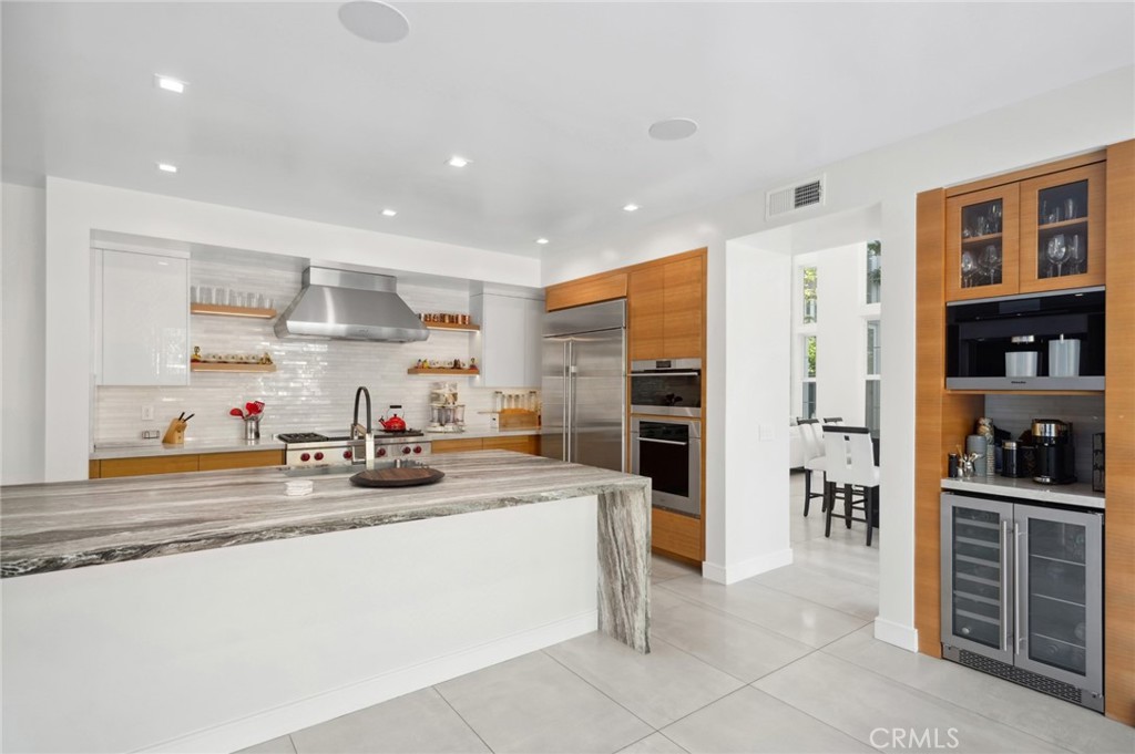 3 Bridgeport Road
