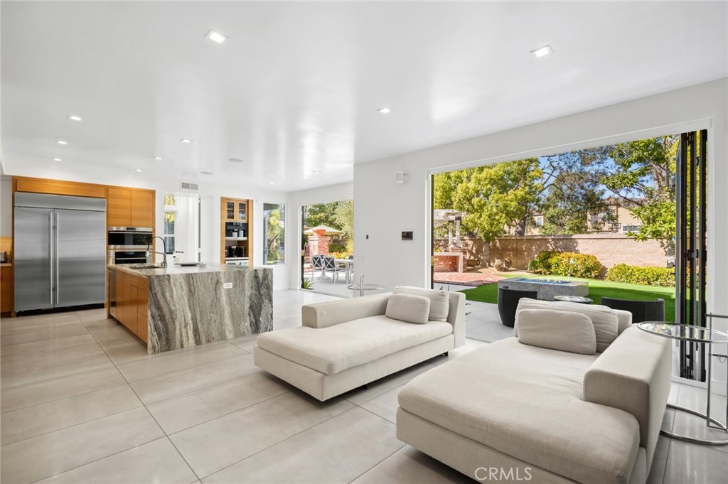 3 Bridgeport Road