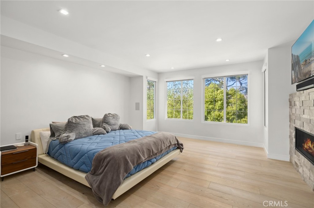 3 Bridgeport Road