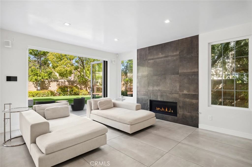 3 Bridgeport Road