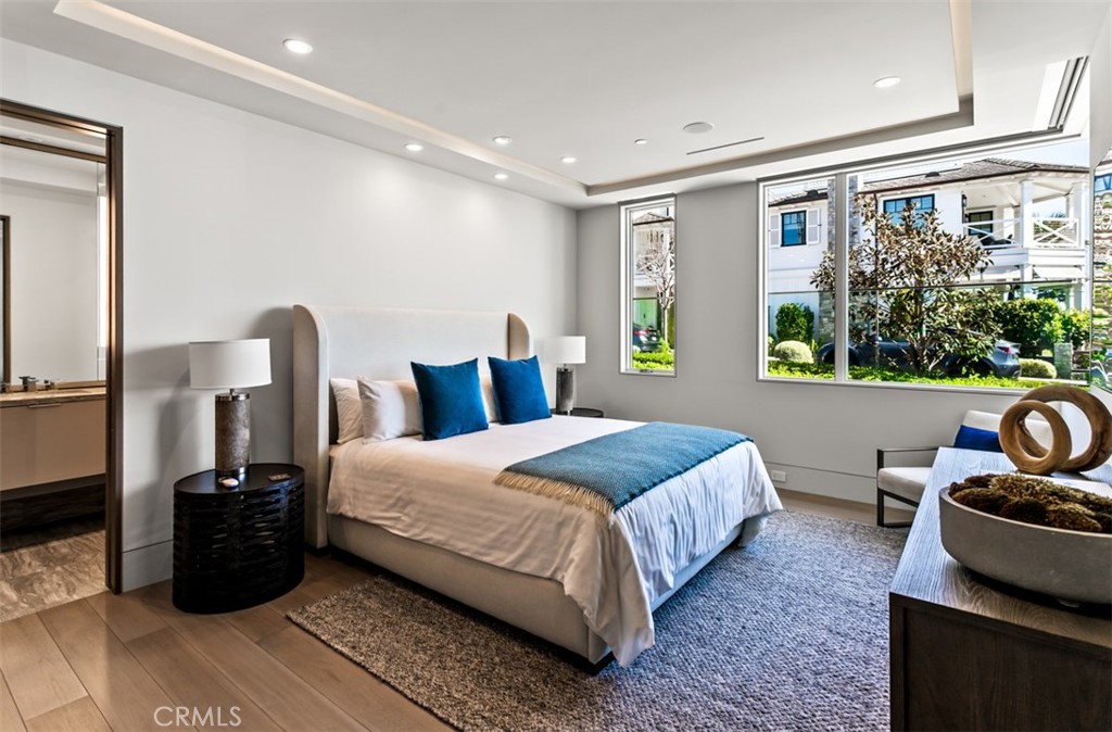 2928 Ocean