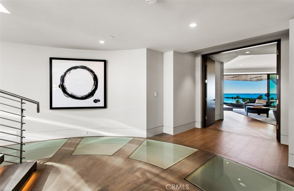 2928 Ocean