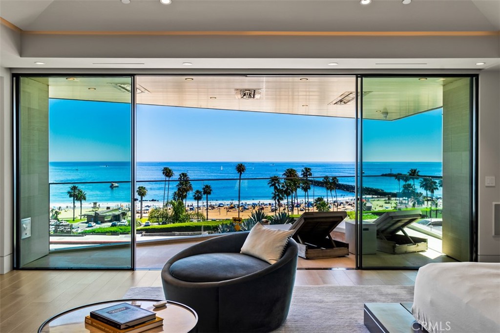 2928 Ocean