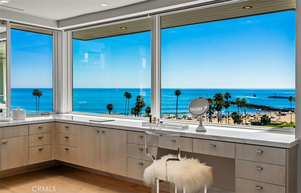 2928 Ocean