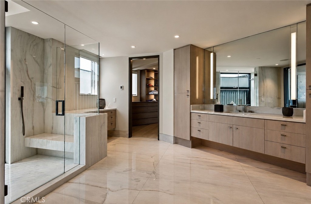 2928 Ocean