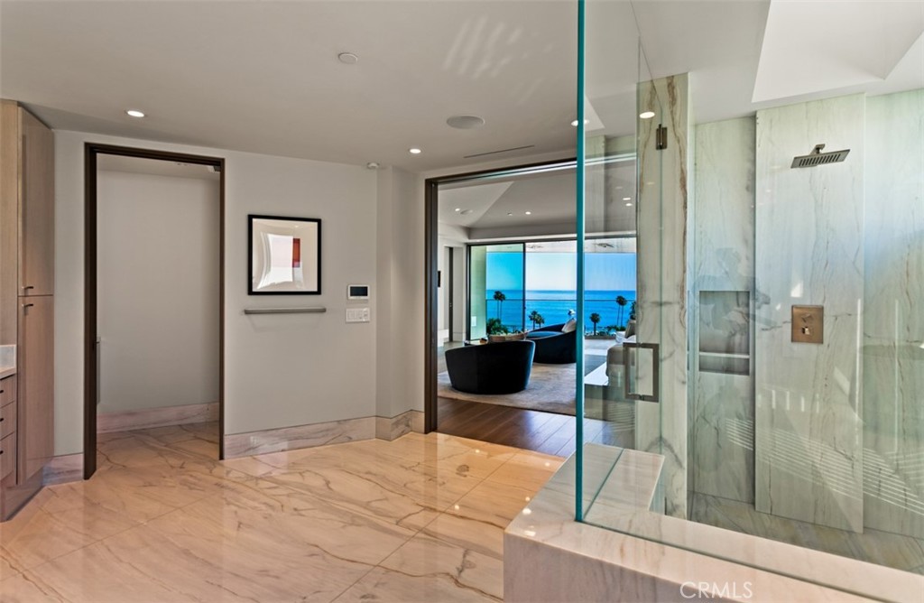 2928 Ocean
