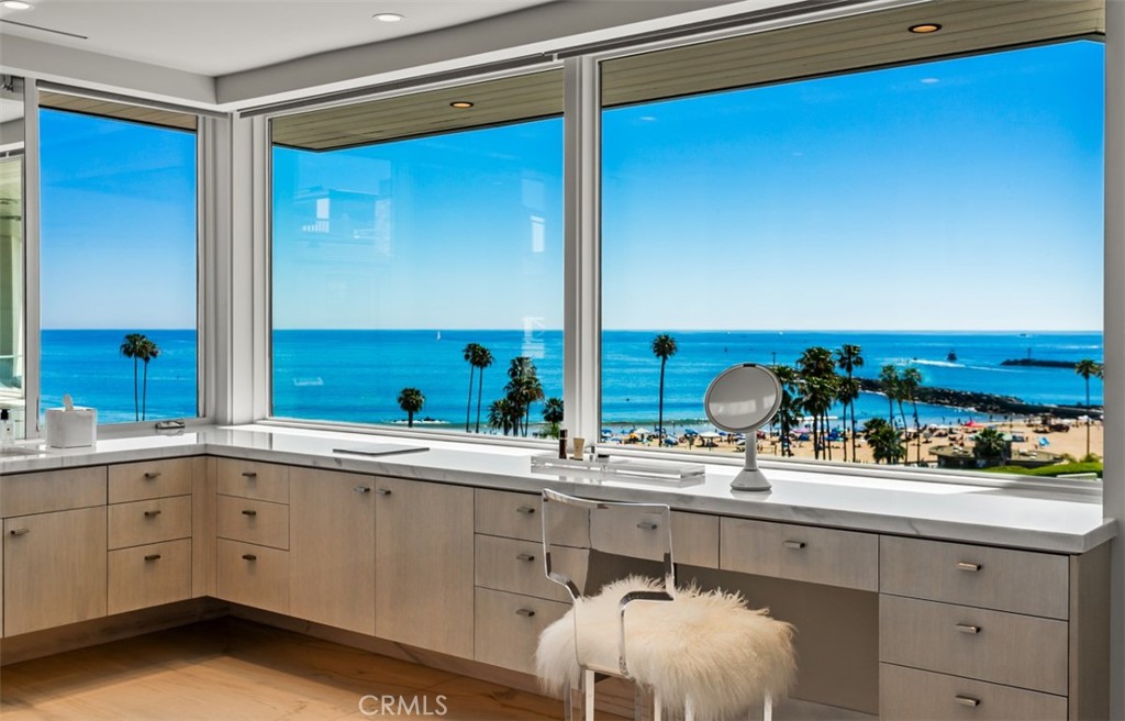 2928 Ocean