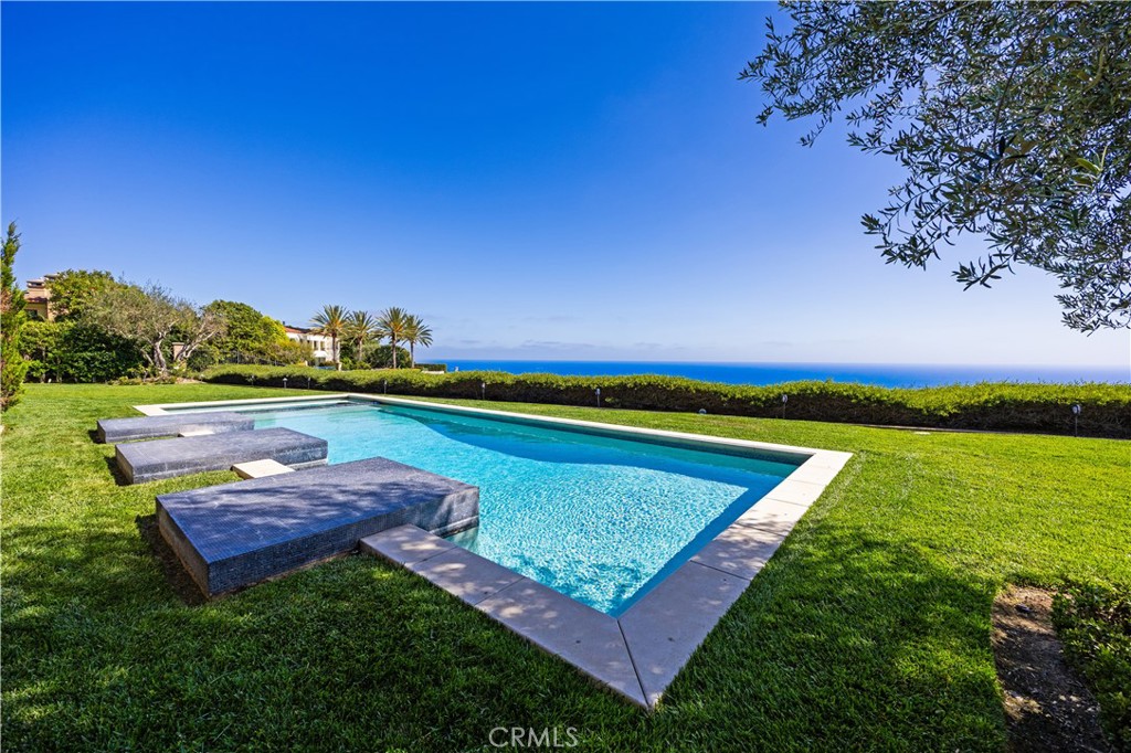 23 Pelican Vista Dr