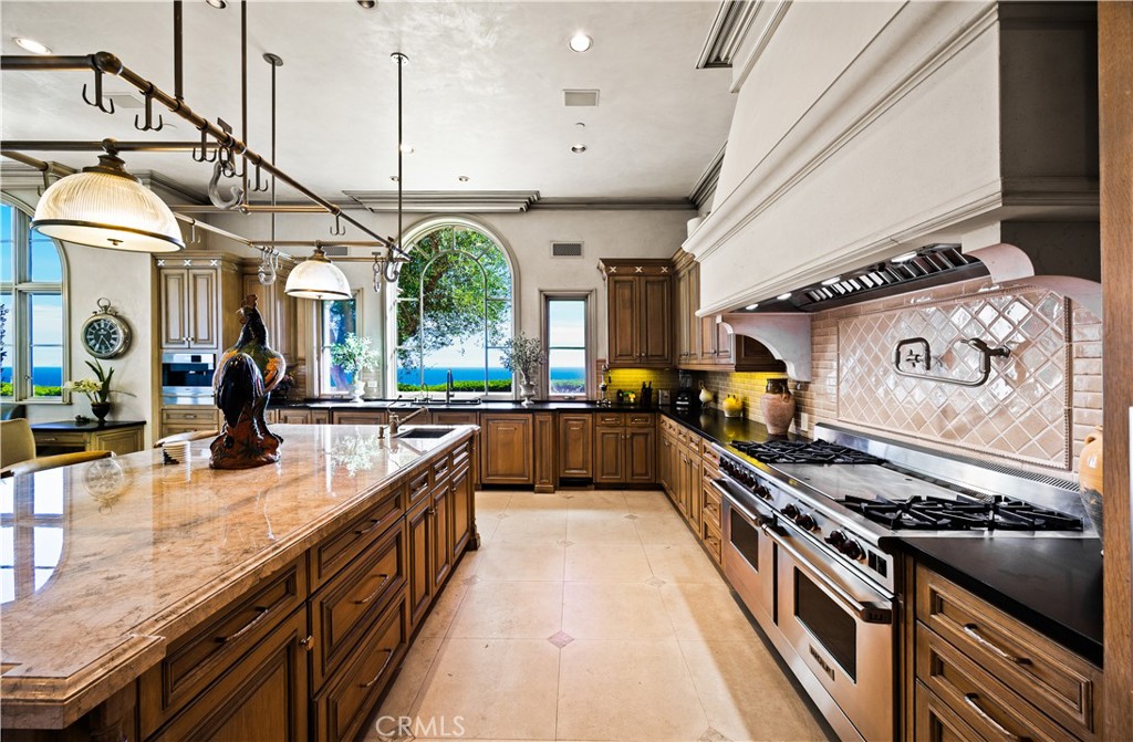 23 Pelican Vista Dr
