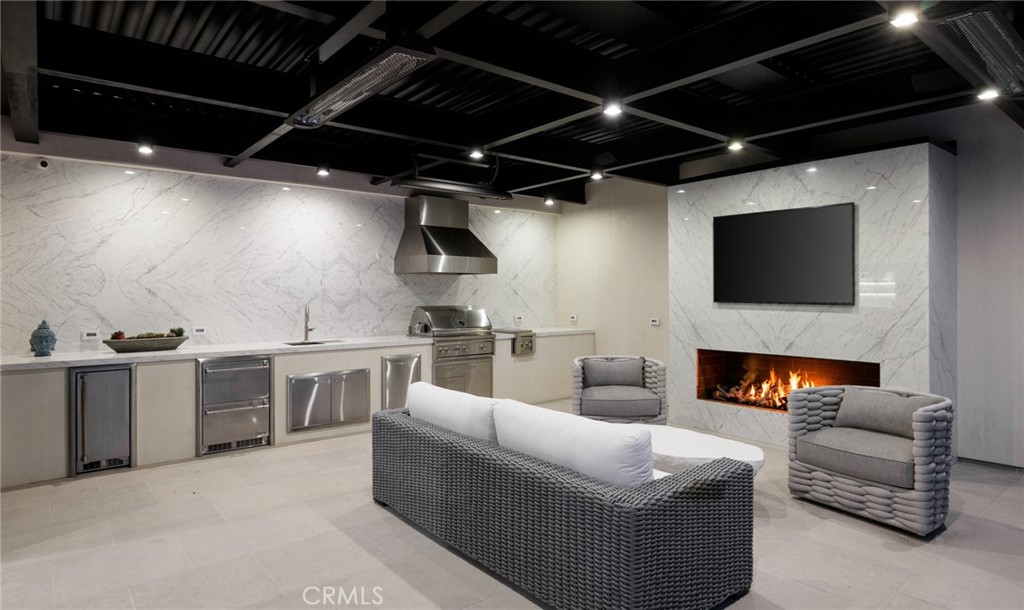 2595 Altamar