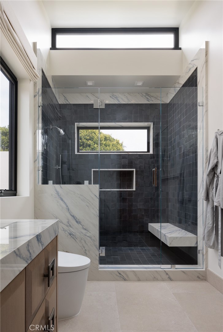 2595 Altamar
