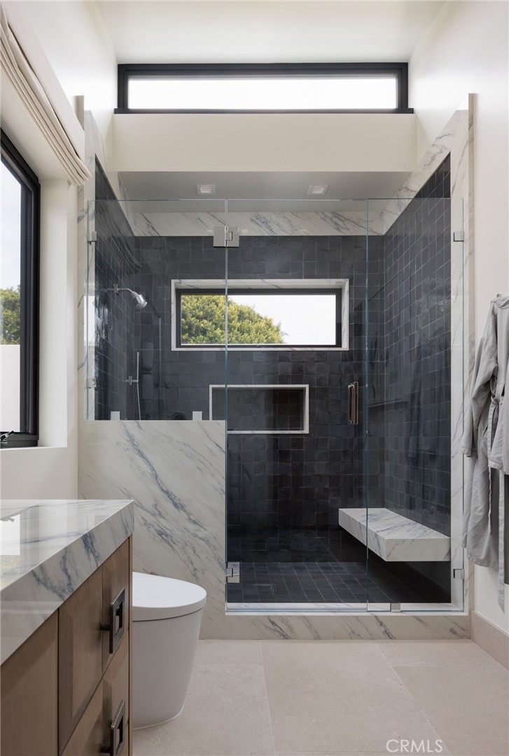 2595 Altamar