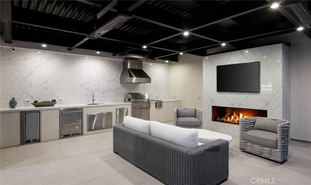 2595 Altamar
