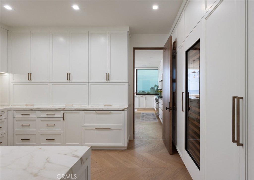 2595 Altamar