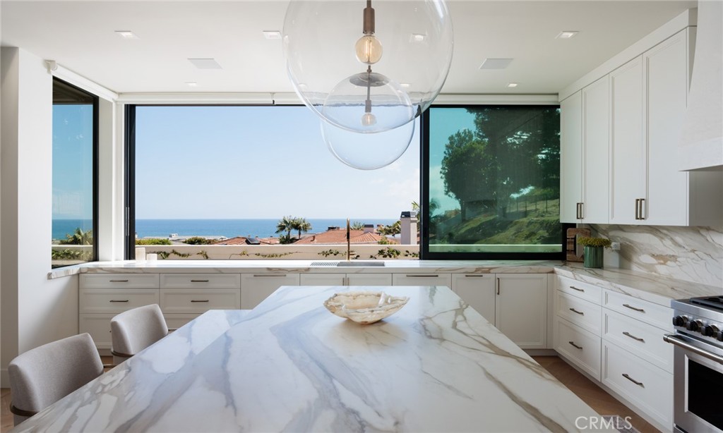 2595 Altamar