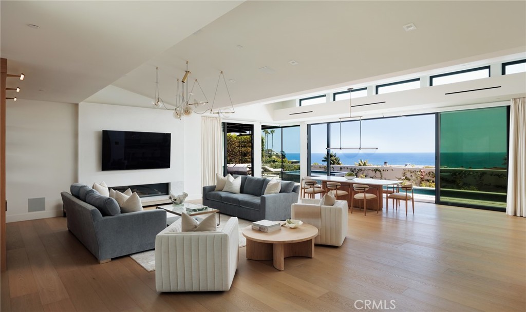 2595 Altamar