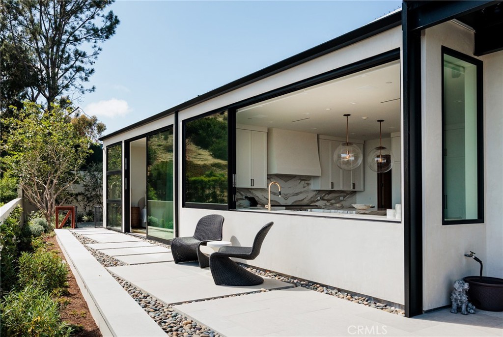 2595 Altamar