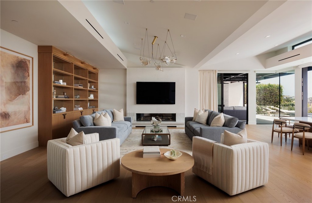 2595 Altamar