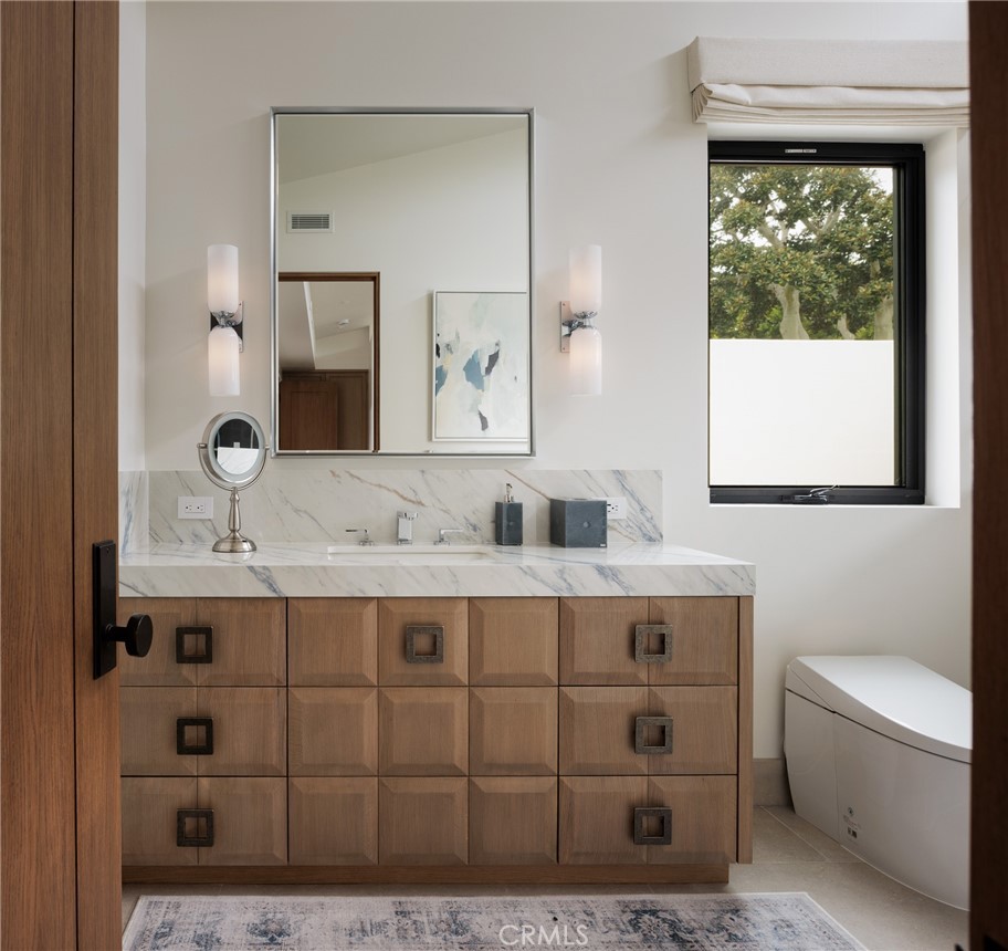 2595 Altamar