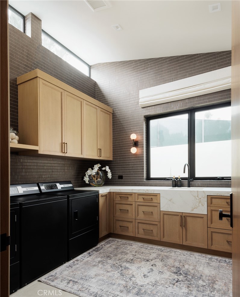 2595 Altamar