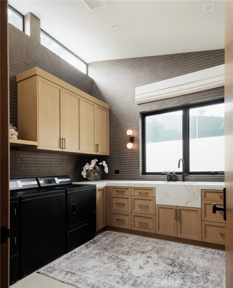 2595 Altamar
