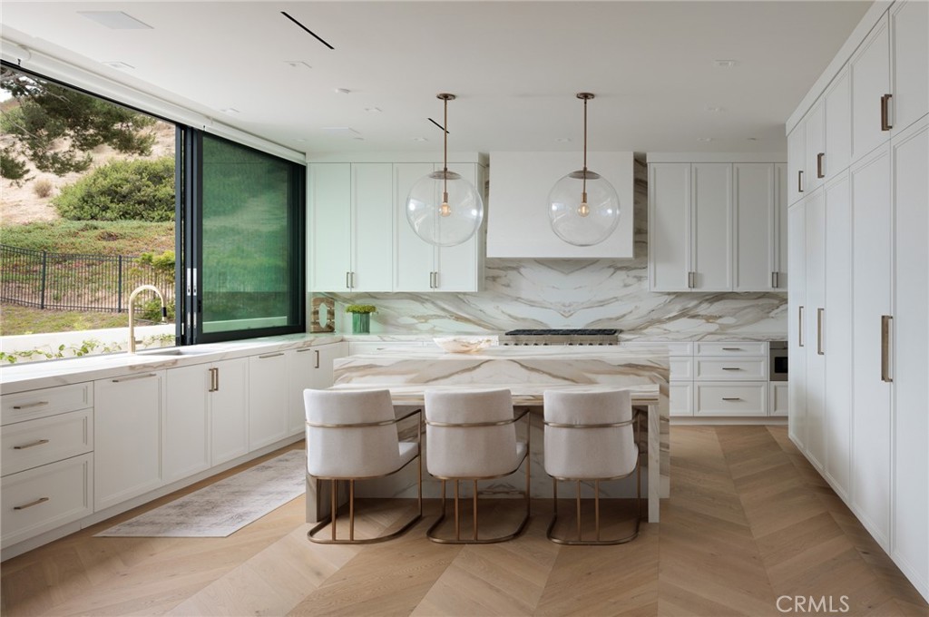 2595 Altamar