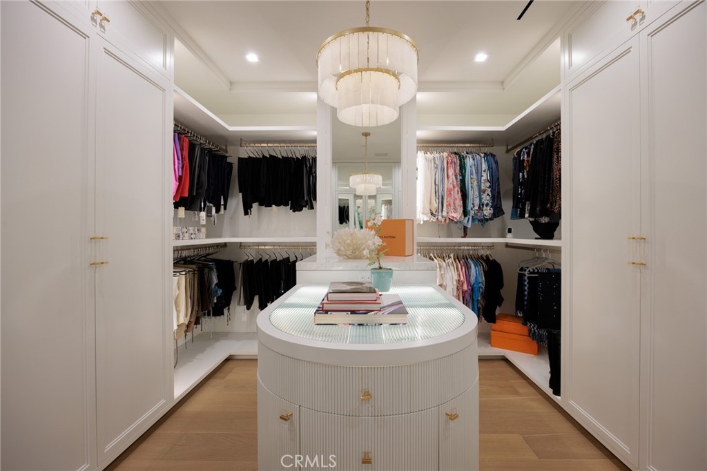 2595 Altamar