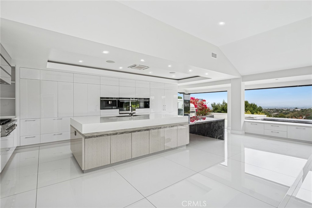 48 Drakes Bay Drive