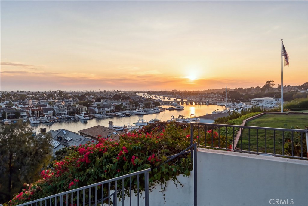 1523 Dolphin Terrace