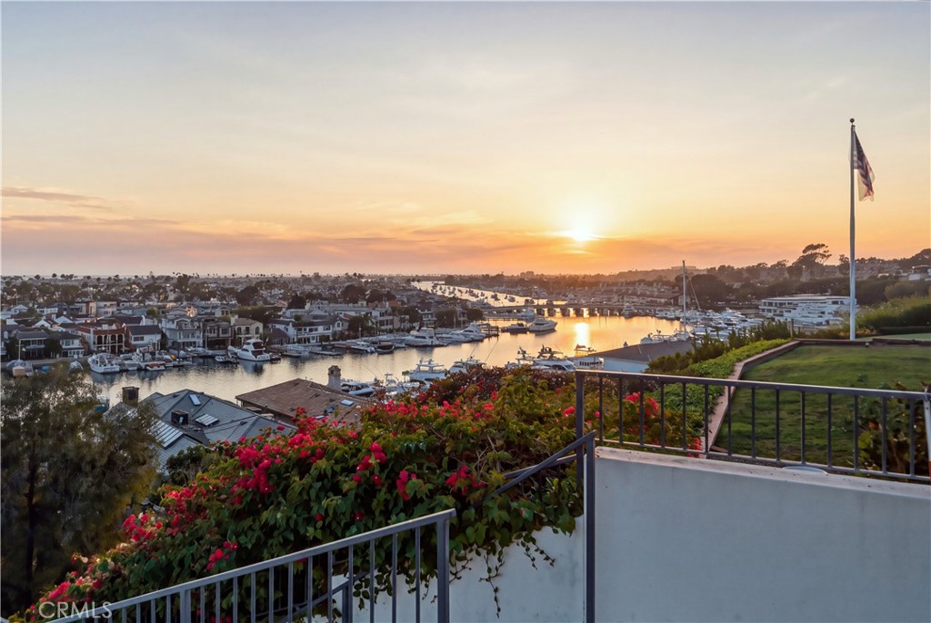 1523 Dolphin Terrace