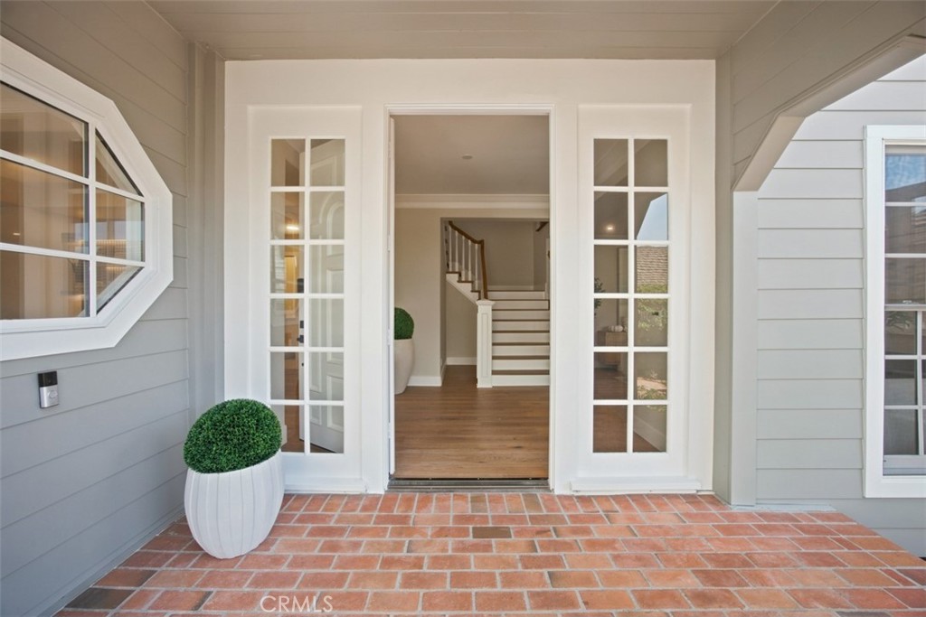 18 Hillsdale