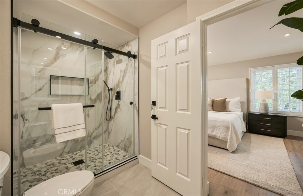 18 Hillsdale